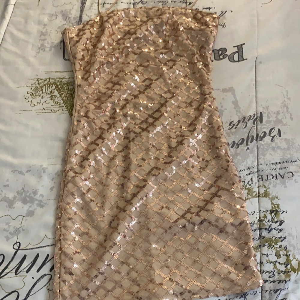 Prettylittlething pink dress